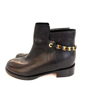 Salvatore Ferragamo Black Nandino Booties